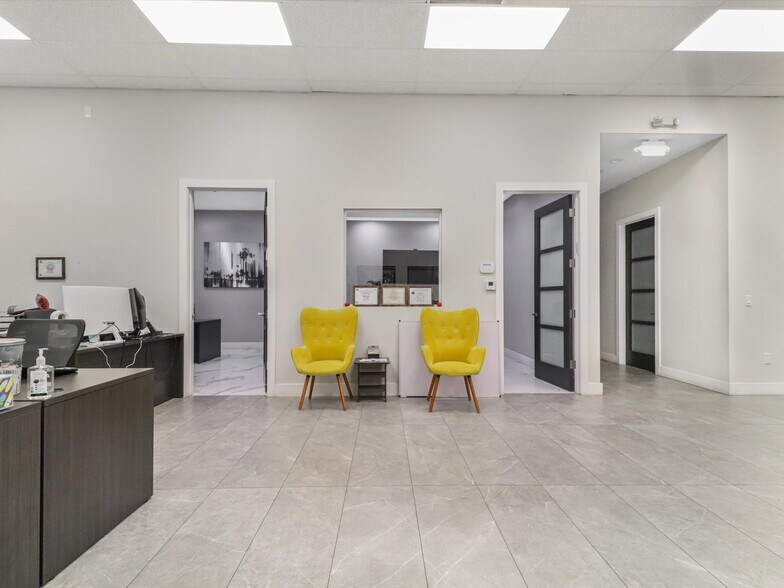 More Photos Of 73 SW 12th Ave, Dania Beach Warehouse For Sale