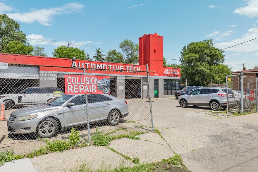 More Photos Of 10200 Whittier, Detroit Auto Repair For Lease