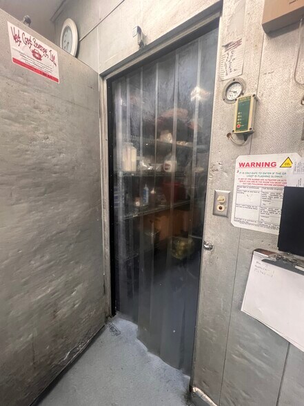 More Photos Of 119 E Colorado Blvd, Pasadena Office For Lease