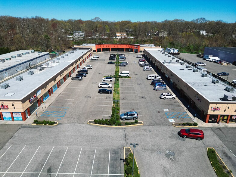 More Photos Of 1075 Portion Rd, Farmingville Unknown For Lease