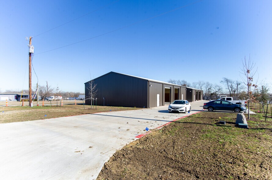 More Photos Of 803 S 2nd Ave, Mansfield Industrial For Sale