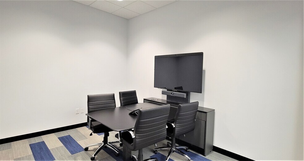 More Photos Of 2065 S Cooper Rd, Chandler Light Distribution For Lease