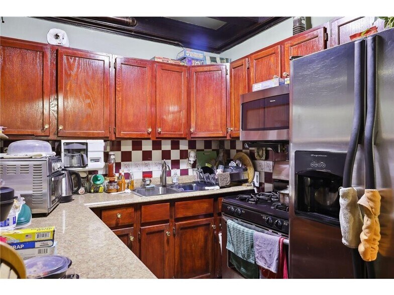 More Photos Of 2110 1st Ave S, Minneapolis Apartments For Sale