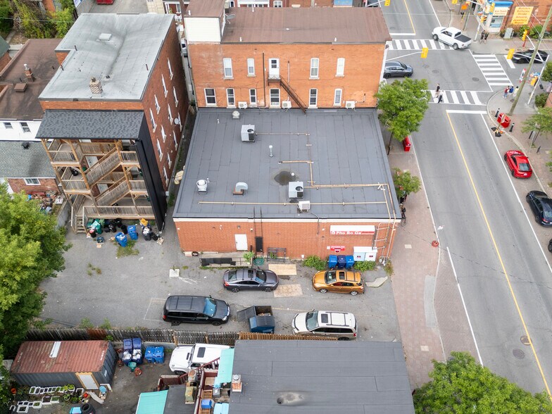 More Photos Of 839 Somerset St W, Ottawa General Retail For Sale