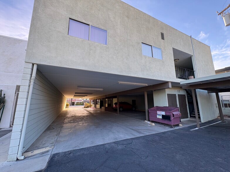 More Photos Of 655 N Palm Canyon Dr, Palm Springs Medical For Lease