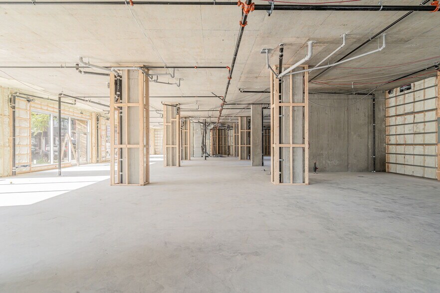 More Photos Of 2485 Rue Bélanger, Montréal Multifamily For Sale