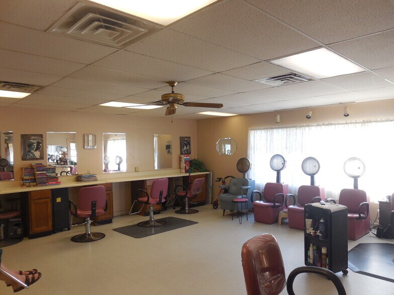 More Photos Of 6120 Crill Ave, Palatka Freestanding For Sale