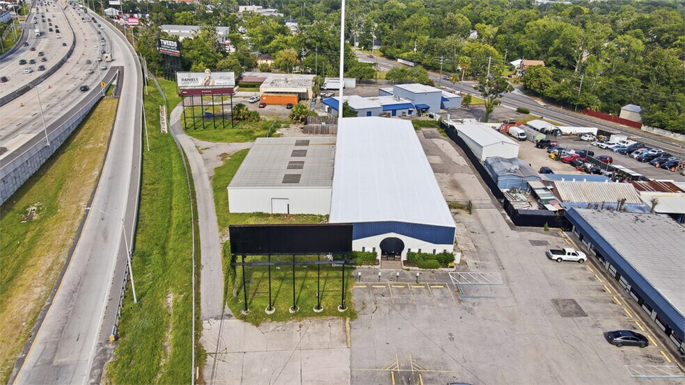 More Photos Of 619 Cassat Ave, Jacksonville Warehouse For Lease