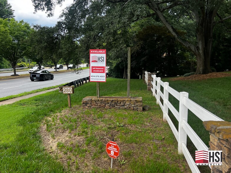More Photos Of 280 E Crossville Rd, Roswell Office For Lease