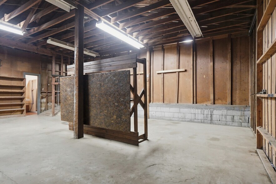 More Photos Of 401 Hodges Ave, Albany Industrial For Sale