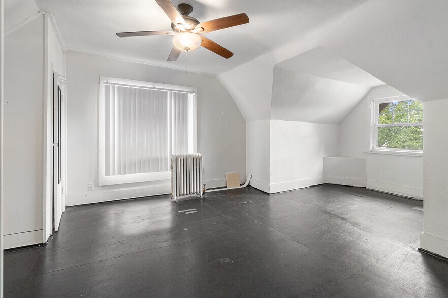 More Photos Of 217 N Normal St, Ypsilanti Multifamily For Sale