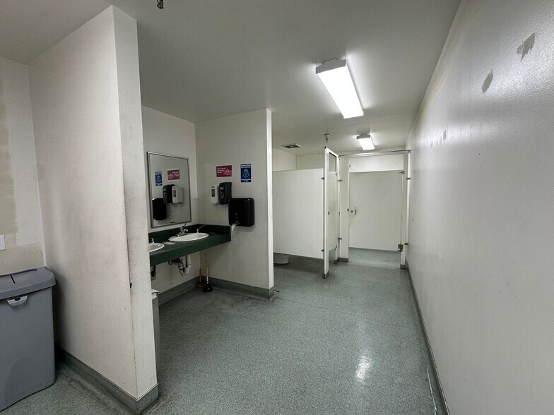 More Photos Of 1133 Enterprise St, Vallejo Warehouse For Lease