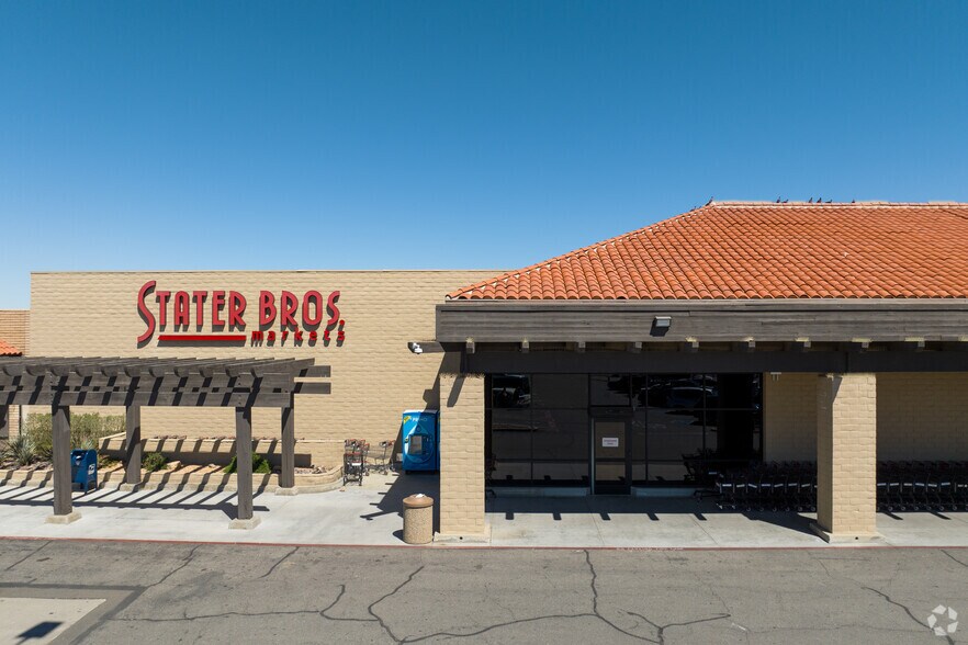 More Photos Of 21640 Bear Valley Rd, Apple Valley Storefront For Sale