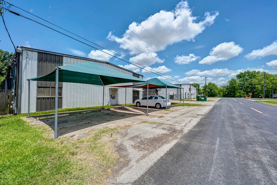 More Photos Of 1013 Hodgkins St, Houston Warehouse For Sale