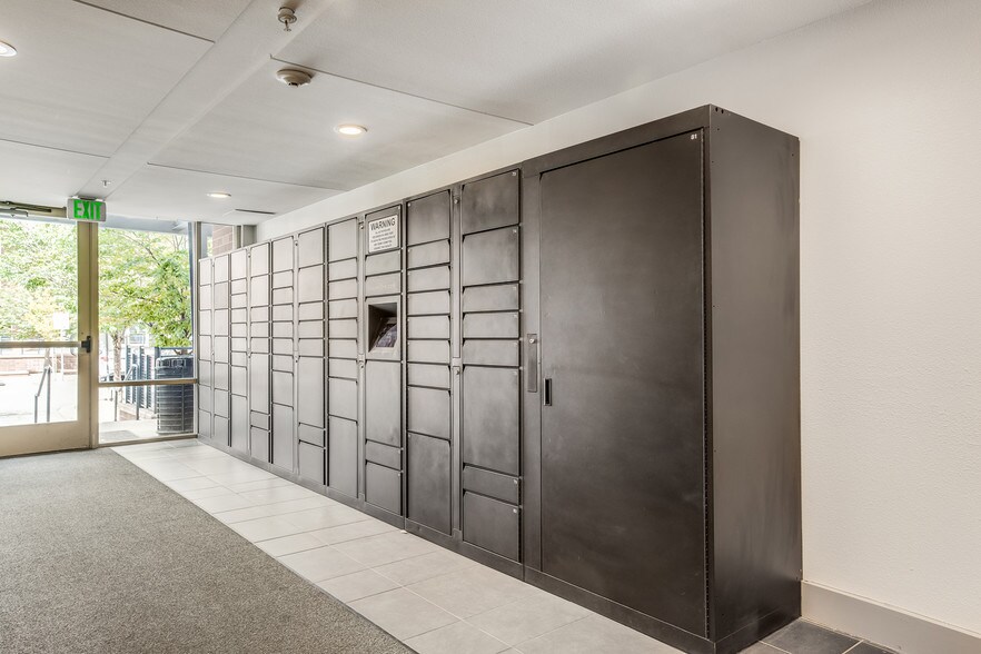 More Photos Of 6300 E Hampden Ave, Denver Apartments For Lease