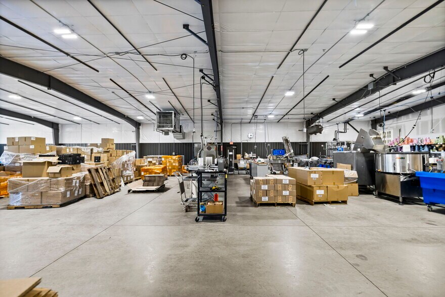 More Photos Of 110 Commercial Blvd, Flat Rock Manufacturing For Lease