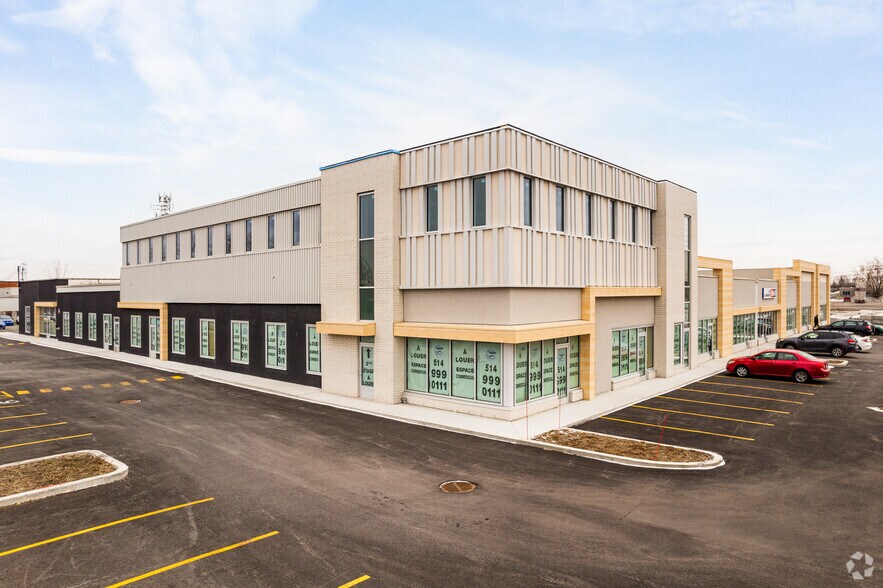 More Photos Of 5465-5485 Rue Ramsay, Longueuil General Retail For Lease