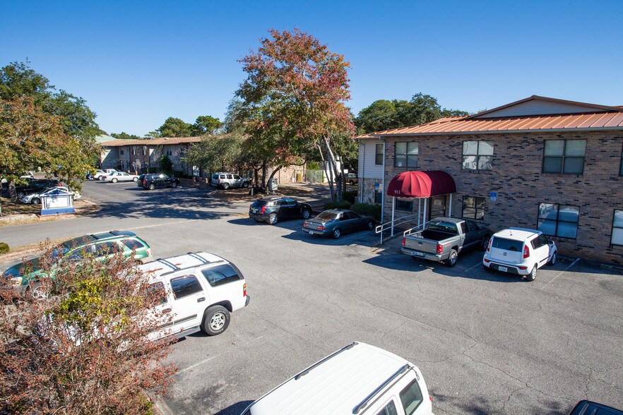 More Photos Of 911 Mar Walt Dr, Fort Walton Beach Office For Lease