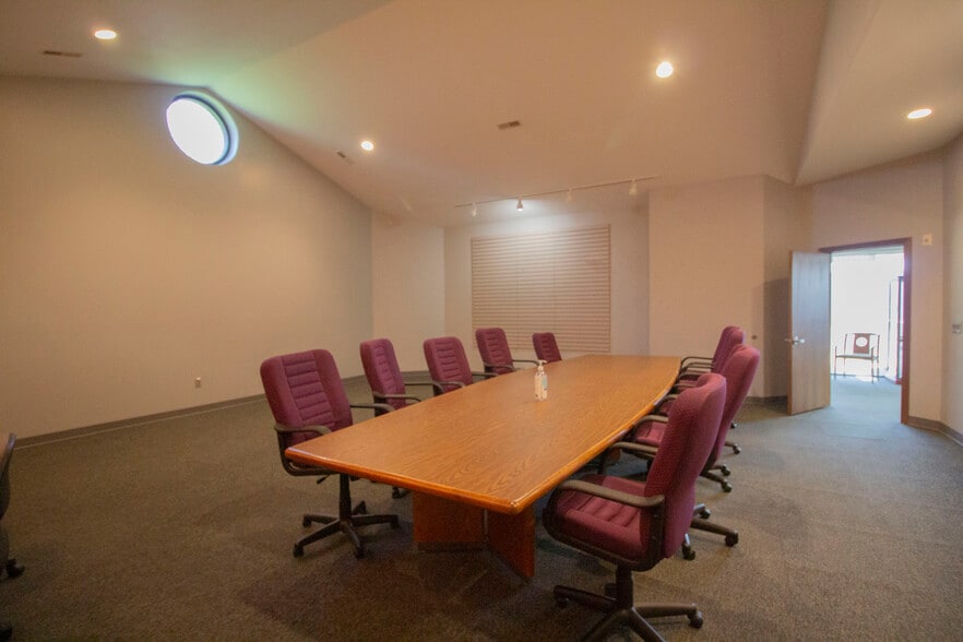 More Photos Of 5835 Venture Park Dr, Kalamazoo Light Manufacturing For Sale