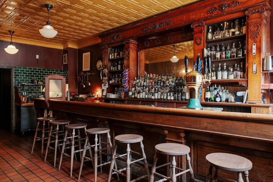 More Photos Of 1712 Aliceanna St, Baltimore Restaurant For Sale