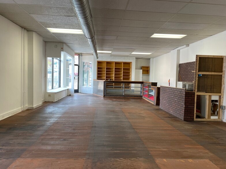 More Photos Of 836 E 5th St, Bethlehem Storefront Retail Office For Lease