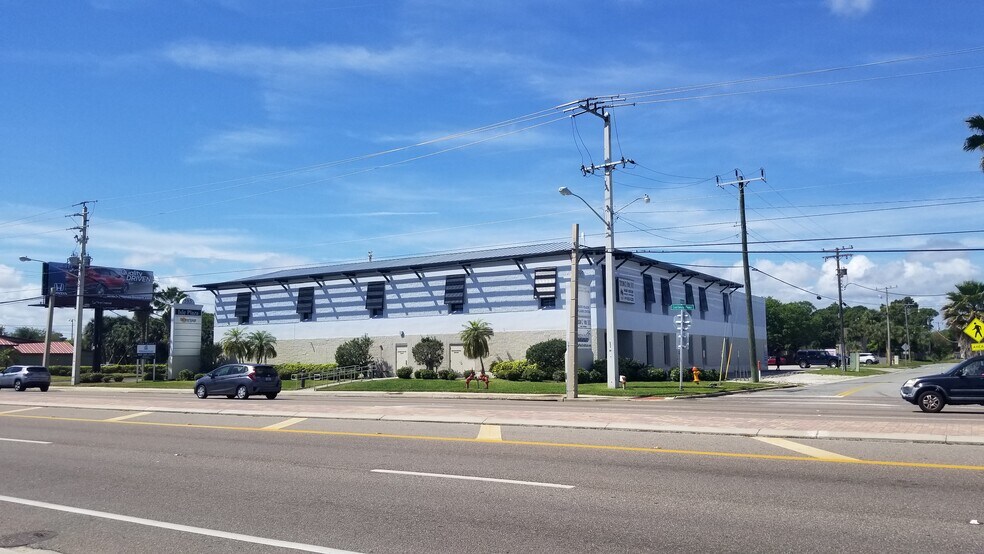 More Photos Of 595 N Courtenay Pky, Merritt Island Medical For Lease