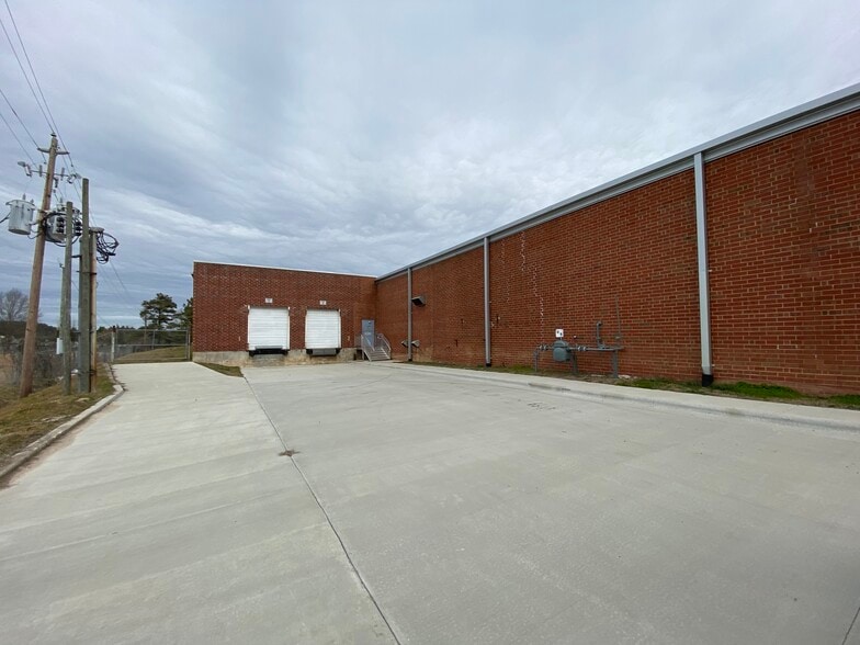 More Photos Of 599 Raleigh Rd, Henderson Warehouse For Lease