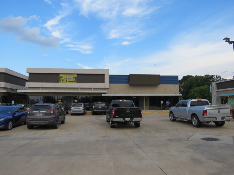 More Photos Of 20434 Kuykendahl Rd, Spring Freestanding For Sale