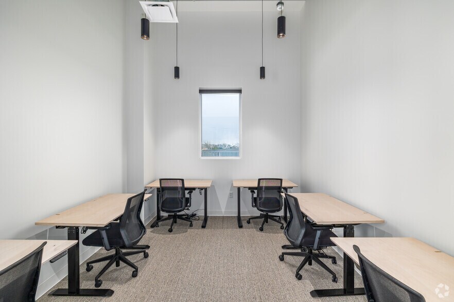More Photos Of 2650 W Belleview Ave, Littleton Coworking Space