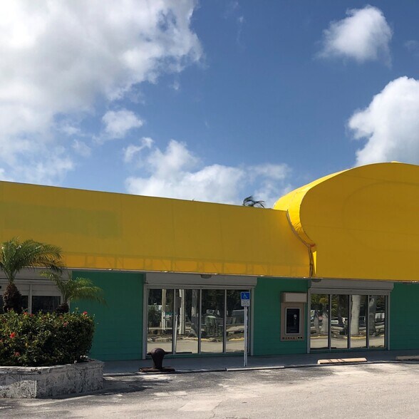 More Photos Of 105910 Overseas Hwy, Key Largo Restaurant For Lease