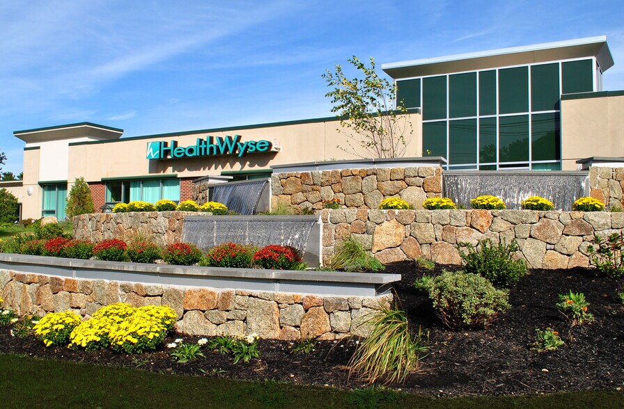 More Photos Of 60 Concord St, Wilmington Office For Lease