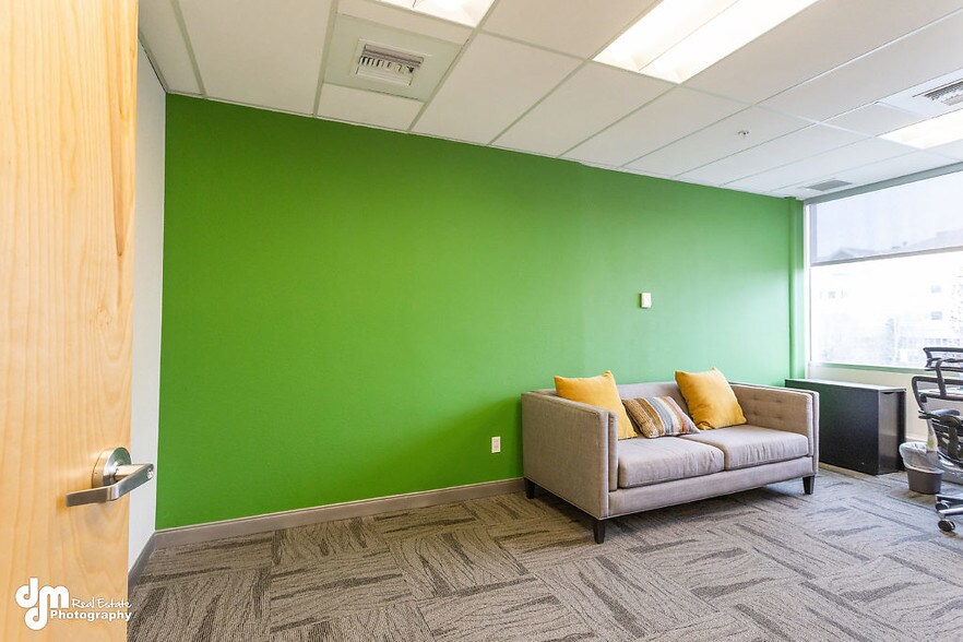 More Photos Of 441 W 5th Ave, Anchorage Office For Sale