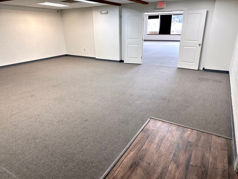 More Photos Of 120-206 N Main St, Chiefland Storefront For Lease