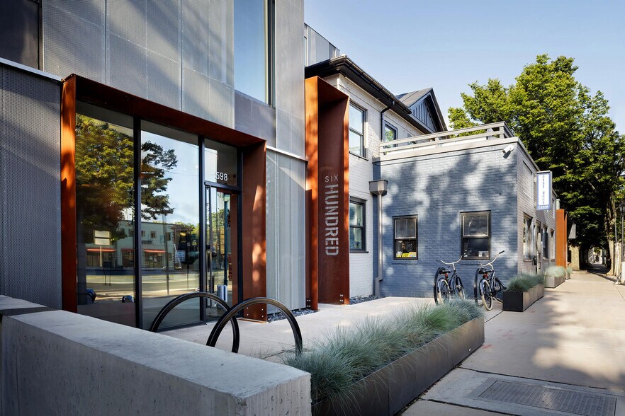 More Photos Of 600 W Main St, Charlottesville Apartments For Lease