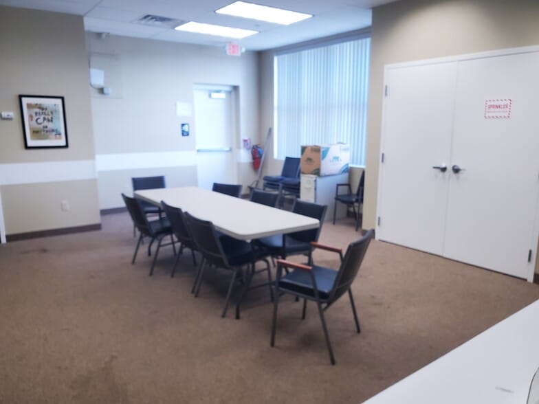 More Photos Of 3347 W 12th St, Erie Office For Lease