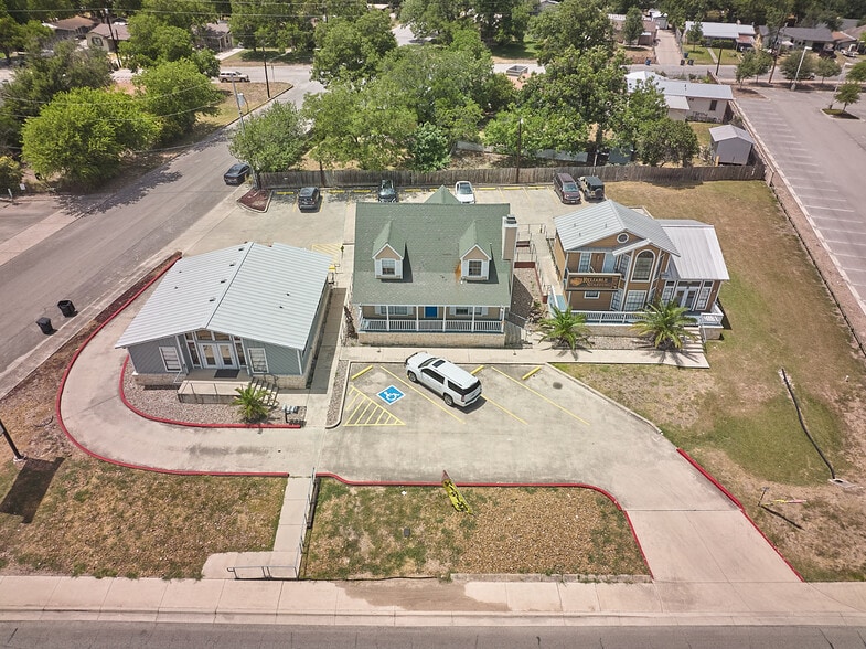 More Photos Of 382 S Interstate 35, New Braunfels Medical For Lease