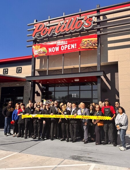 More Photos Of 111 FM 1960 Byp E, Humble Restaurant For Sale