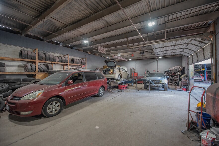 More Photos Of 2838 Bladensburg Rd NE, Washington Service For Lease