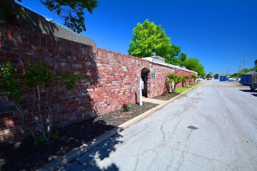 More Photos Of 3218 S 93rd East Ave, Tulsa Apartments For Sale