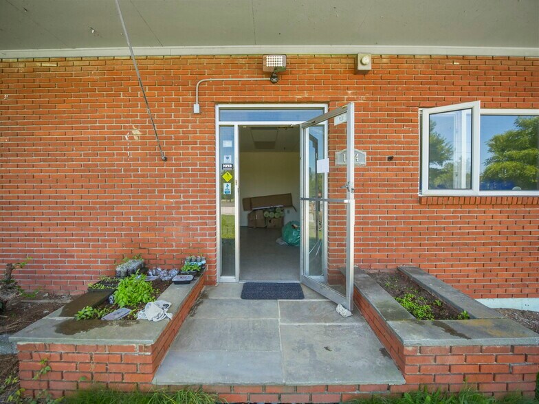 More Photos Of 1434-1440 County Rd, Wantage Warehouse For Sale