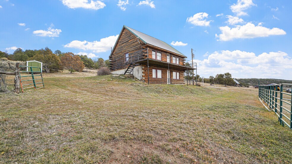 More Photos Of 41 County Road 9, Meeker Specialty For Sale