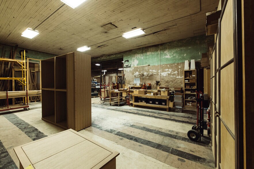 More Photos Of 75 Main St, Maxwell Warehouse For Lease