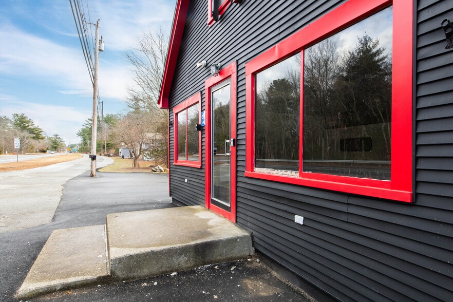 More Photos Of 120 Danielson Pike, Foster Freestanding For Sale