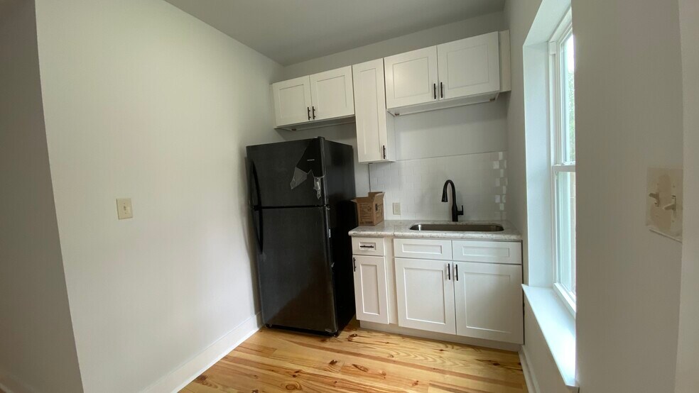 More Photos Of 1718 Saint Ann St, New Orleans Office For Lease