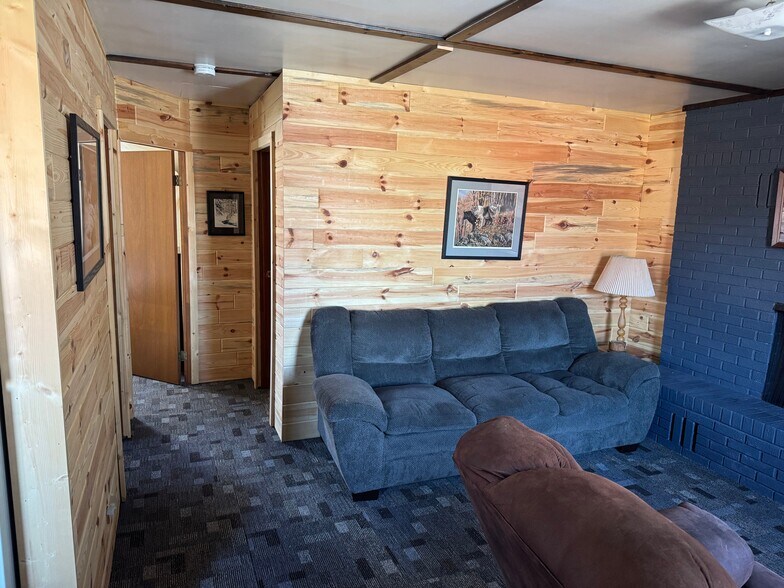 More Photos Of W17461 Norton Rd, Gould City Hotel For Sale
