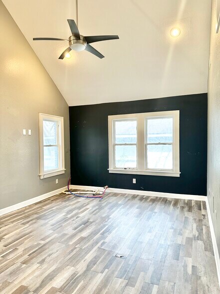 More Photos Of 2424 Southmore Blvd, Houston Medical For Lease