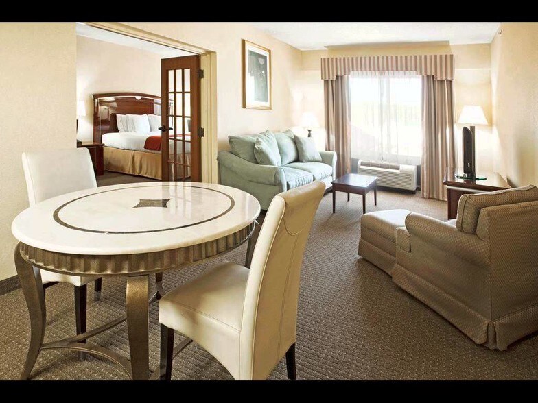 More Photos Of 6525 Us Highway 27 N, Sebring Hotel For Sale