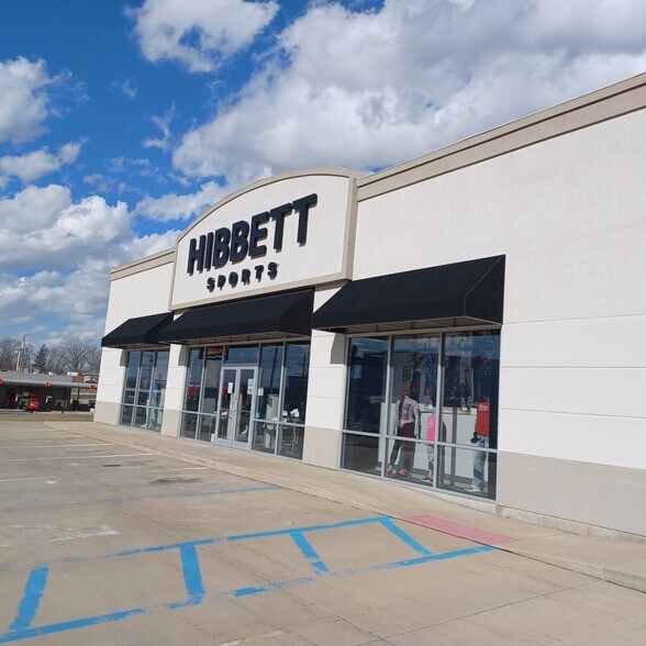 More Photos Of 3245 N Main St, Keokuk General Retail For Sale