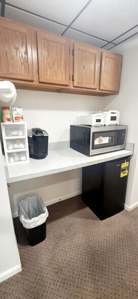 More Photos Of 149 Durham Rd, Madison Medical For Lease