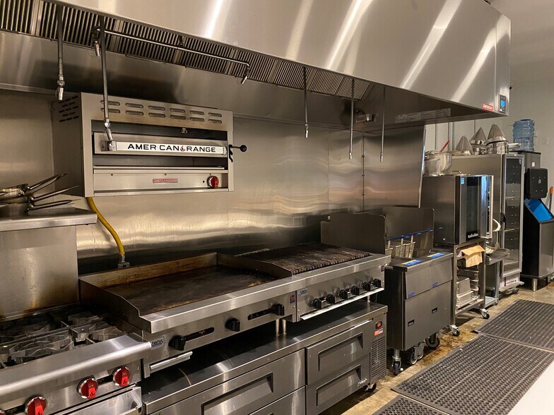 More Photos Of 1822 21st Ave, Forest Grove Restaurant For Sale